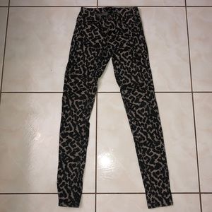 H&M grey leopard print skinny jeans
